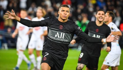  昂热主场惨遭逆转不敌巴黎青年军