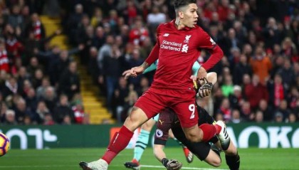  萨拉赫戴帽破队史英超进球纪录  