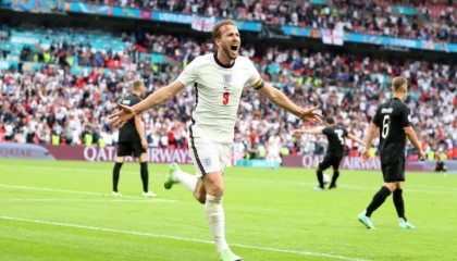  聚勒头球制胜打破个人进球荒  