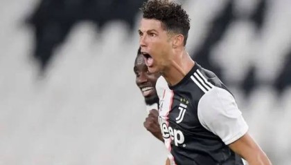  那不勒斯客场称雄，奥斯梅恩戴帽领跑射手榜